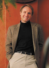 Dan Brown