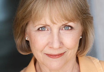  Kimberly Farr