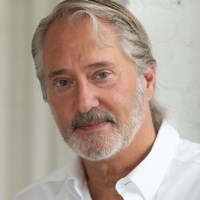 VICTOR WARREN