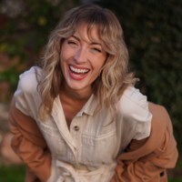 CAROLYN JANIA