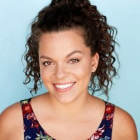 GRACE GRAY